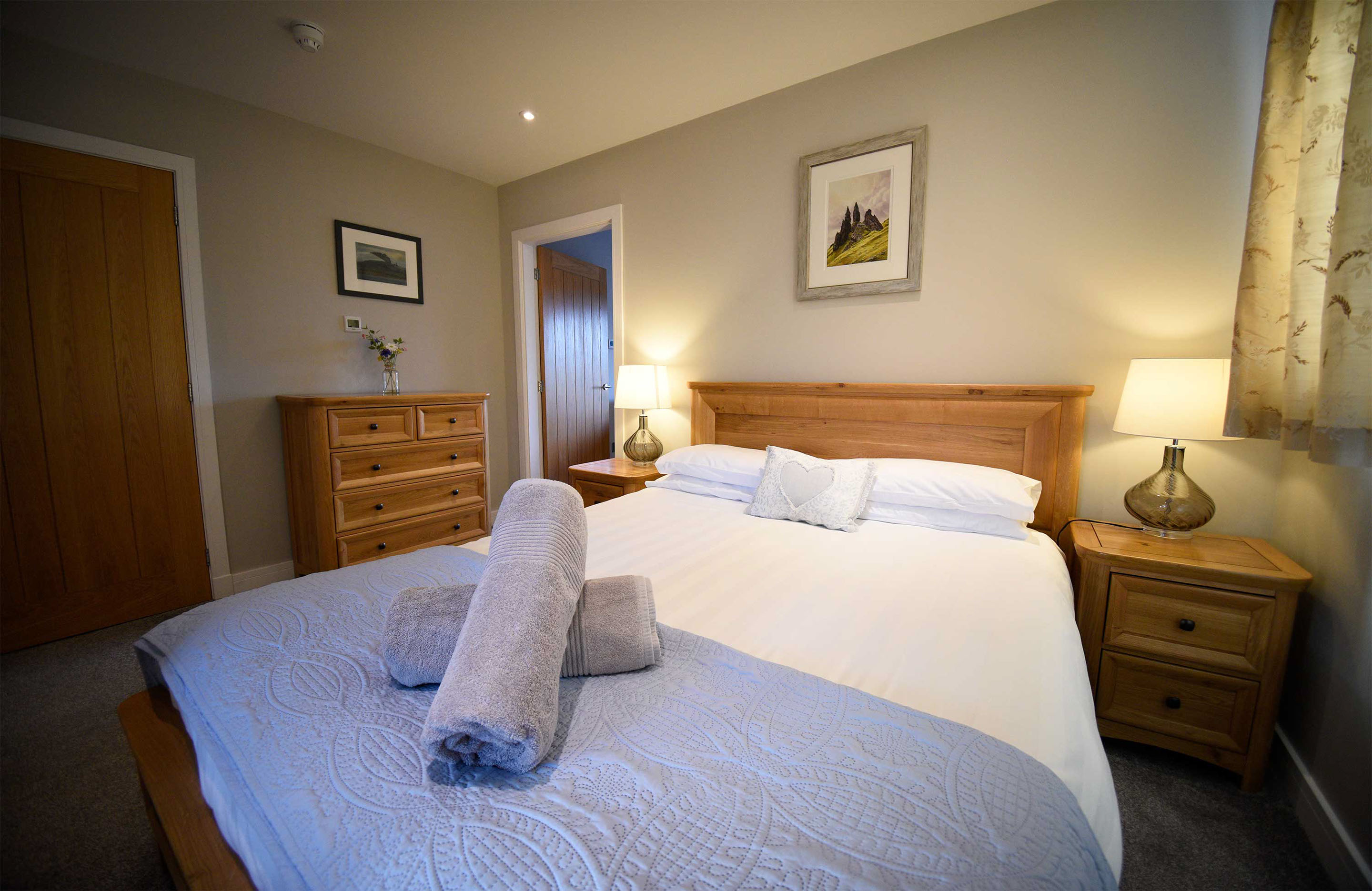 Scorr House self catering accommodation contains king sized double beds with comfortable bedding
